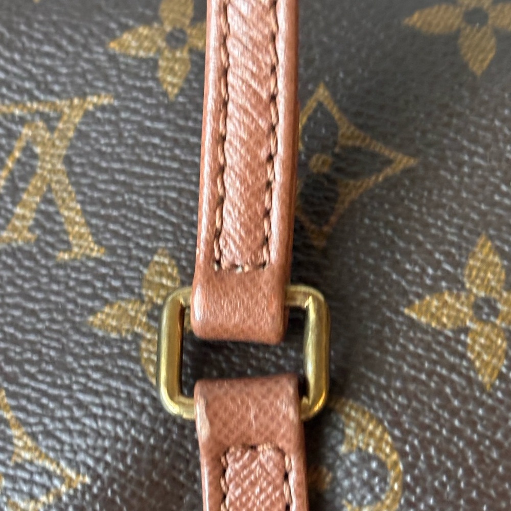 LV Papillon 26 Barrel Bag - Picture 7 of 9